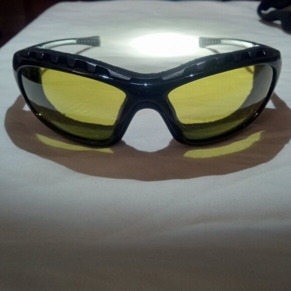 Tinted Riding glasses - Picture 1 of 3